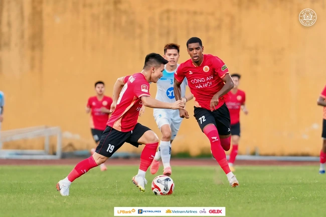 Thị trường chuyển nhượng V-League 2024/25: CAHN vẫn... "bạo chi" nhất - Ảnh 1.