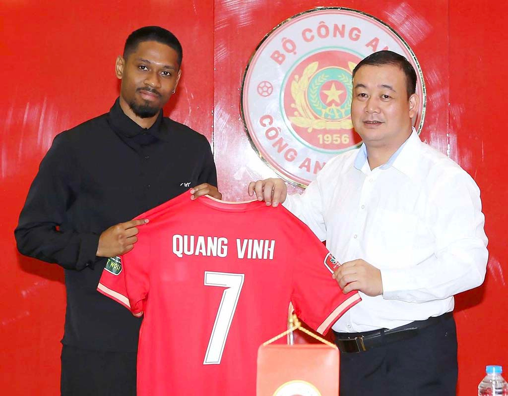 Chuyển nhượng V-League 2024/25: Hàng ngoại vẫn 'hot' - Ảnh 1.