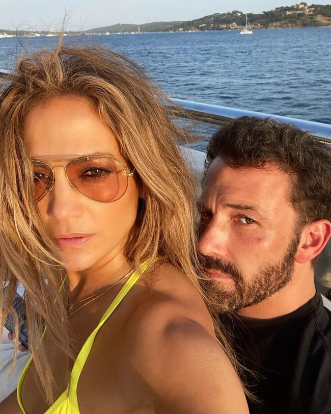 Người quản lý lâu năm của Jennifer Lopez: "Không ai ưa Ben Affleck, ngoại trừ mẹ J.Lo" - Ảnh 2.